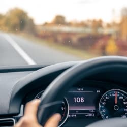 Tips Road Trip Cermat yang Bikin Bensin Hemat: Cek Rekomendasi Ban Eco Ini Thumbnail