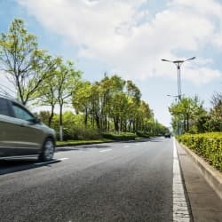 Mau Berkendara Aman? Pahami 6 Cara Atasi Aquaplaning pada Ban Mobil Terbaik Anda Thumbnail