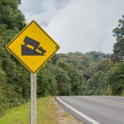 Tips for Safely Going Downhill with an Automatic Car Thumbnail