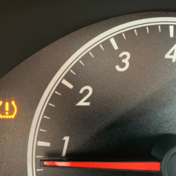 Manfaatkan Fitur TPMS Agar Ban Selalu Prima Thumbnail